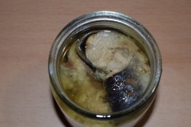 Сельдь в автоклаве