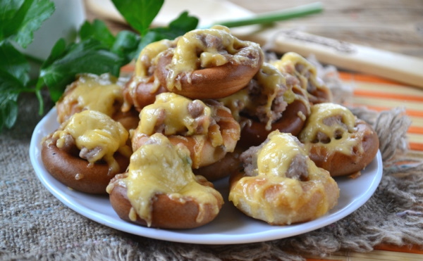 Быстрые блюда из фарша мясного в духовке с фото