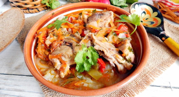 Чахохбили из курицы в мультиварке. Классический рецепт с фото