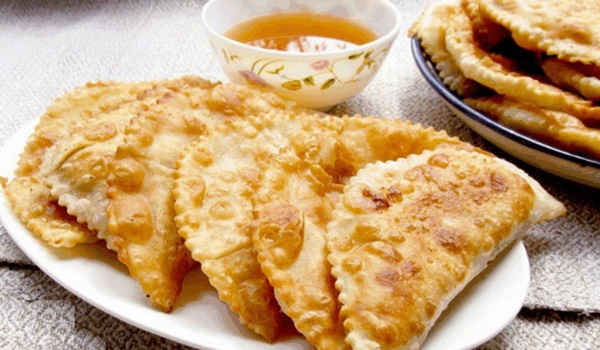 Чебуреки. Рецепт с мясом классический, с начинкой. Как приготовить хрустящее тесто на кефире