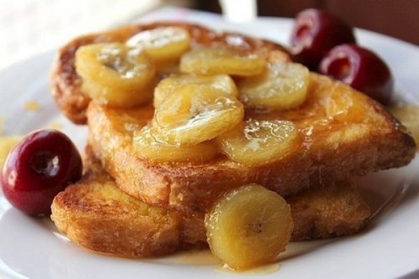 Что приготовить из переспелых бананов быстро, вкусно в мультиварке, духовке, микроволновке с творогом, кефиром, яблоками, сметаной
