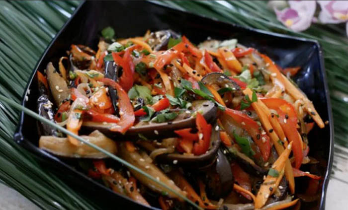 Фунчоза с говядиной и овощами. Рецепт с фото