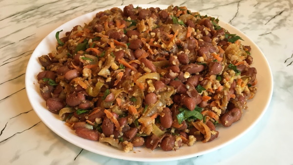 Грузинская кухня. Рецепты национальных блюд: супы, вторые, из мяса. Особенности, названия