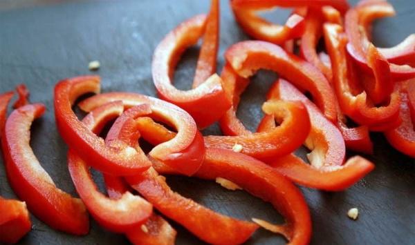 Рис по-сингапурски. Рецепт с курицей и без, омлетом