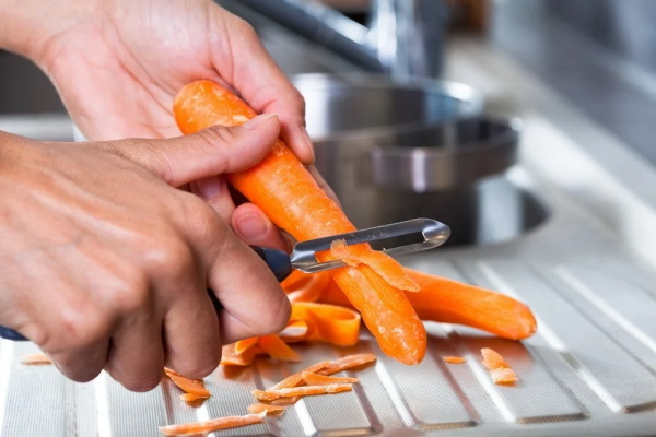 Икра из огурцов на зиму. Рецепт через мясорубку пальчики оближешь