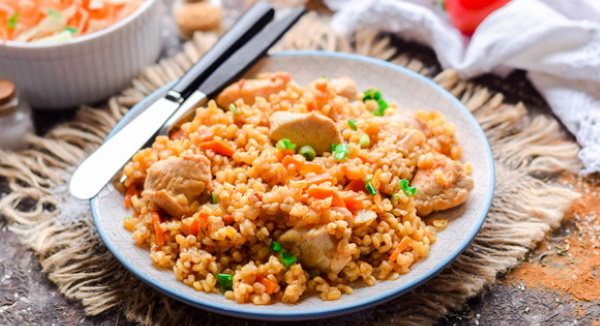 Как варить булгур рассыпчатый вкусно. Пропорции с водой