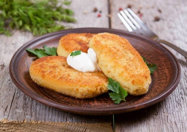 Котлеты из картошки. Самые вкусные рецепты в мундире с начинкой, фаршем