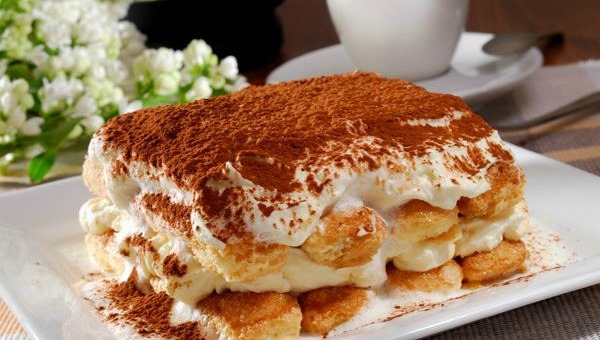 Крем для капкейков из Маскарпоне и сливок, сливочного масла. Рецепты с фото