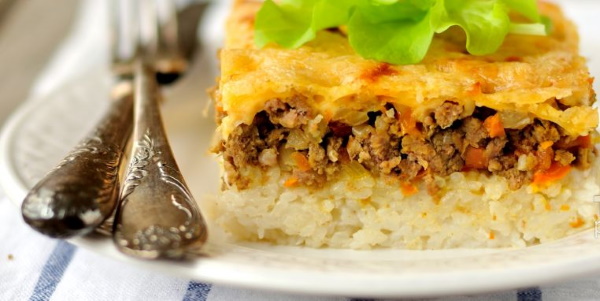Мясная запеканка в духовке, мультиварке, микроволновке. Рецепты с картофелем, овощами, кабачком, макаронами