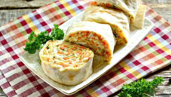 Начинка для лаваша с корейской морковкой, курицей, колбасой