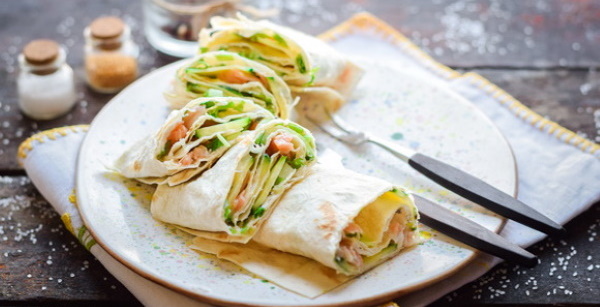 Начинка для лаваша с корейской морковкой, курицей, колбасой