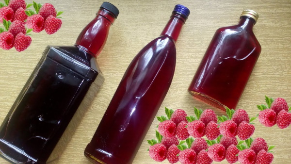Наливка из вишни в домашних условиях. Рецепт на водке, из листьев, с малиной, смородиной, черноплодной рябиной