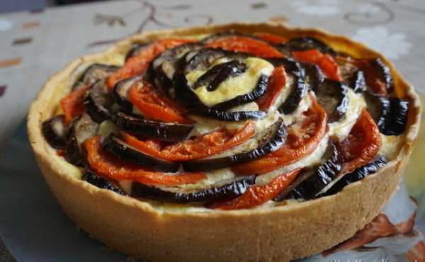 Несладкие блюда из творога. Рецепт быстро и вкусно, простые в духовке