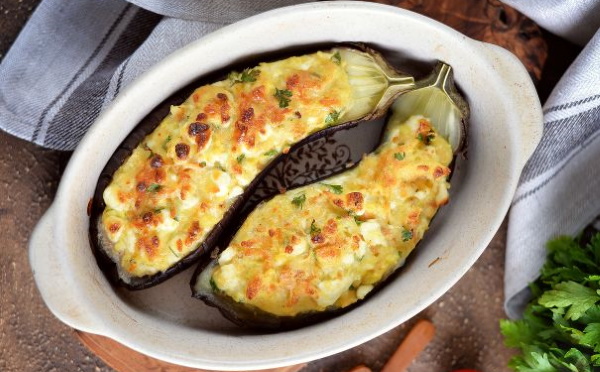 Несладкие блюда из творога. Рецепт быстро и вкусно, простые в духовке