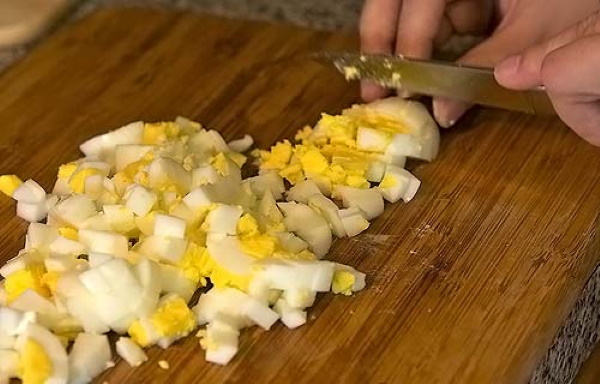 Салат с редькой и морковью. Рецепты с майонезом, яблоком, яйцом
