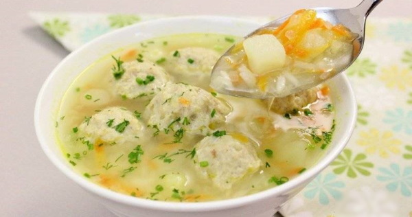 Суп с ежиками из фарша с рисом. Рецепт с фото