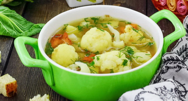 Супы с цветной капустой на курином бульоне. Рецепт с фото