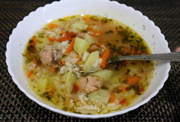 Суп с тунцом консервированным, свежим. Рецепты с картошкой, рисом, фасолью