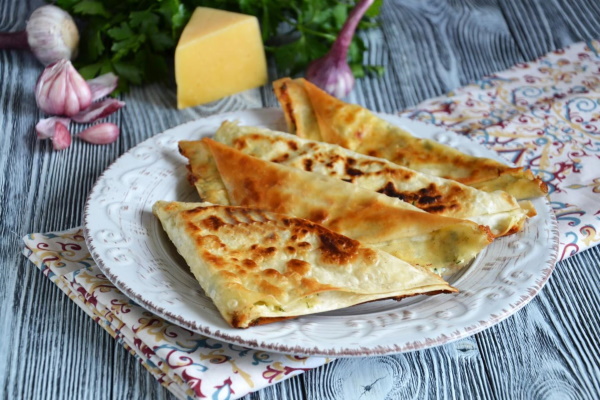 Выпечка из лаваша. Рецепты простые, вкусные в духовке, на сковороде
