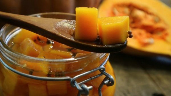Заготовки на зиму. Лучшие рецепты, как приготовить салаты, лечо, супы, пошагово с фото