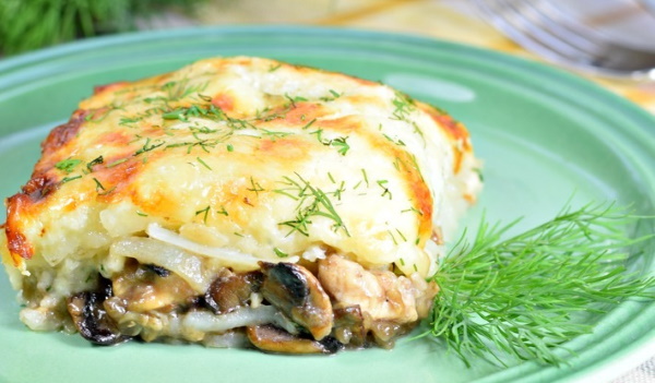 Запеканка картофельная с рыбой в духовке, мультиварке, на сковородке. Рецепты со сметаной, молоком, яйцом, грибами