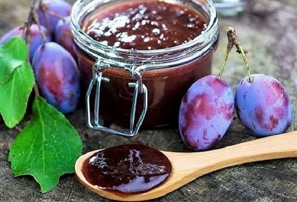 Желе из сливы без косточек на зиму. Простые рецепты с желатином